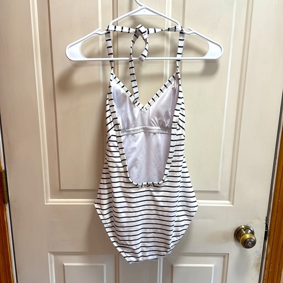 Tommy Hilfiger Blue and White Striped Halter One-Piece Swimsuit size 4 - Picture 2 of 9